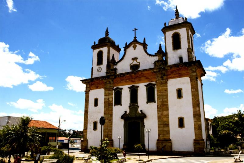 4 passeios para idosos aproveitarem no roteiro Entre Serras da Piedade e Caraça